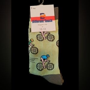 Men's Casual Dress Socks Green Cycling Pattern Size 10-13